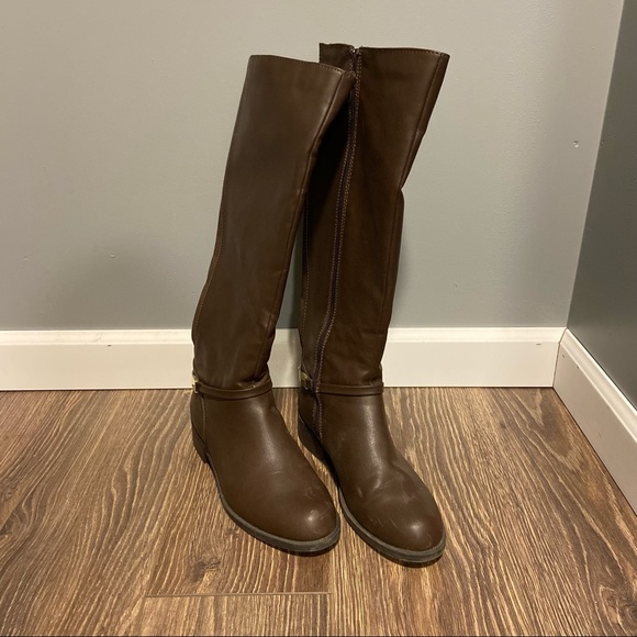 CONNOR BOOTS, Size 7 - Picture 8 of 10